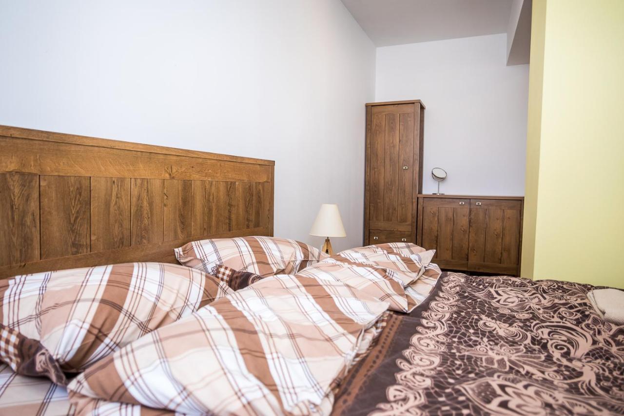 Old City Square Apartment Lovech Ngoại thất bức ảnh