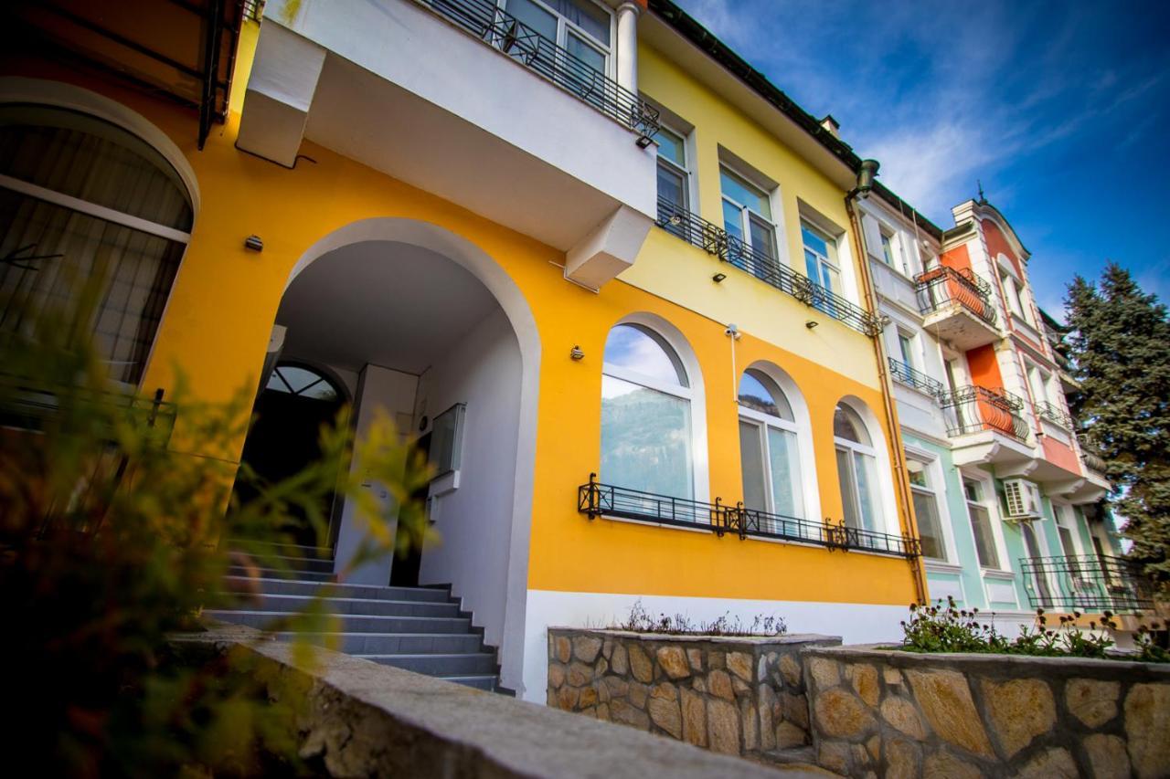 Old City Square Apartment Lovech Ngoại thất bức ảnh